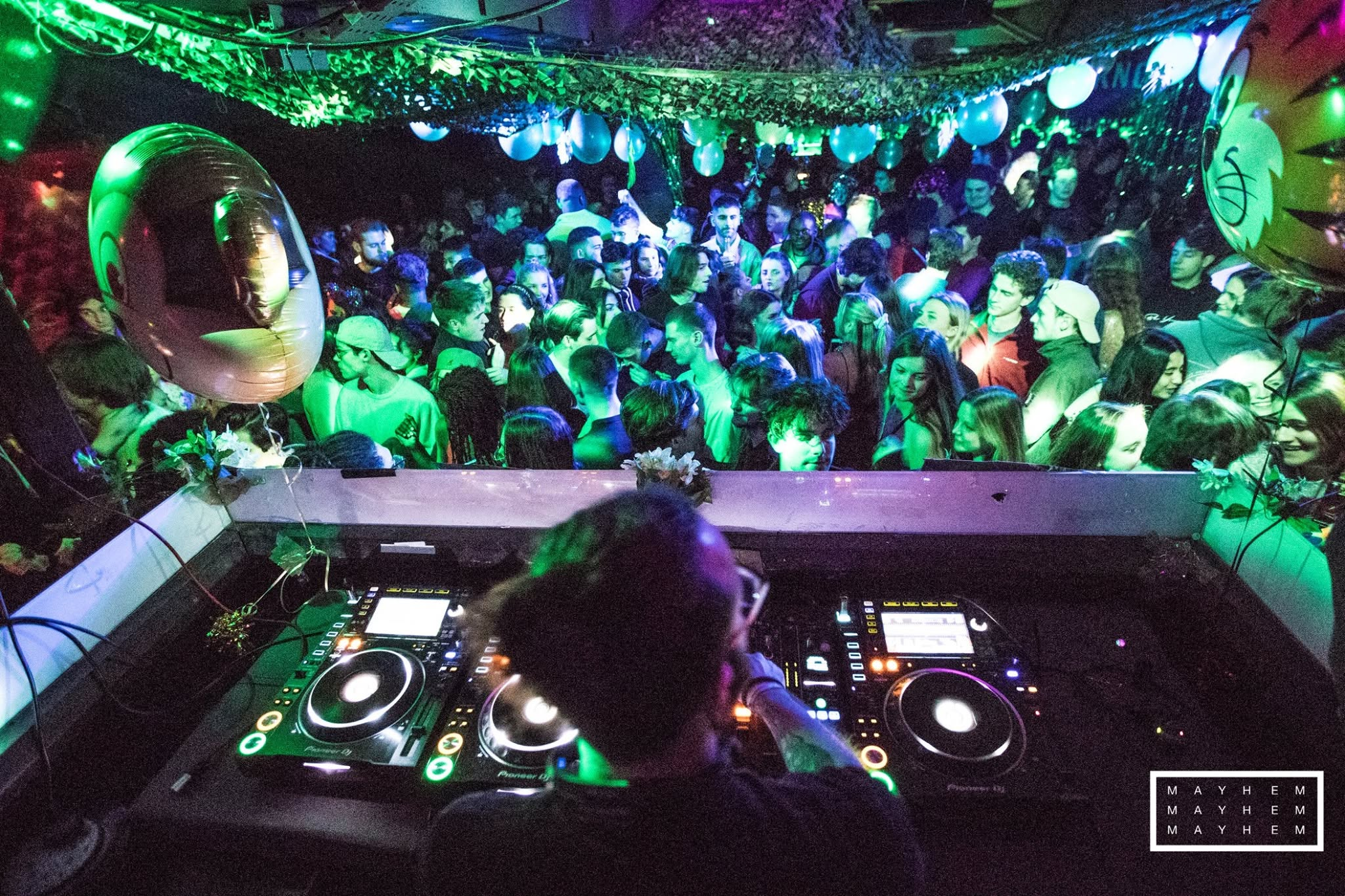 MHM003 DJ booth and crowd photo